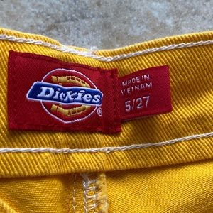 yellow dickies pants 💛